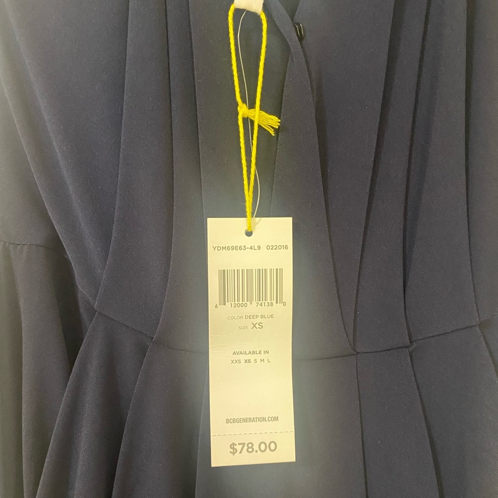 Navy BCBGeneration midi dress